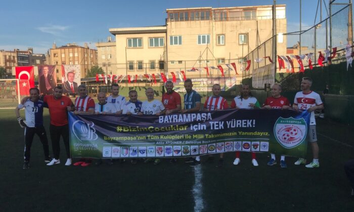 Bayrampaşa’da Milli Takım’a destek maçı düzenlendi
