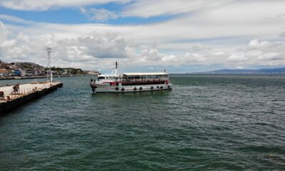 Belediye başkanları denize açılıp kirliliği inceledi