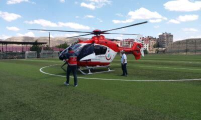 Beyin kanaması geçiren vatandaş, ambulans helikopterle hastaneye yetiştirildi