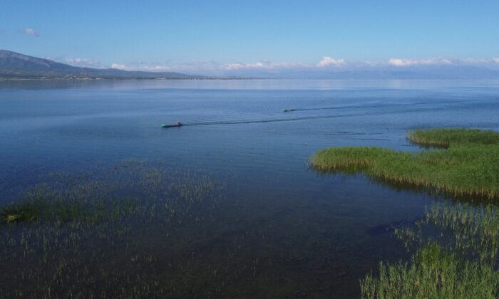 Beyşehir Gölü’nde 5 yılda kaçak balık avlayanlara 1 milyon 757 bin lira ceza