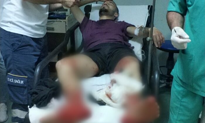 Bıçaklı saldırıya uğrayan genç hastanelik oldu