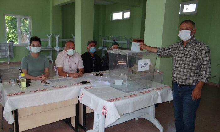 Bilecik’te muhtarlık seçimi heyecanı yaşandı