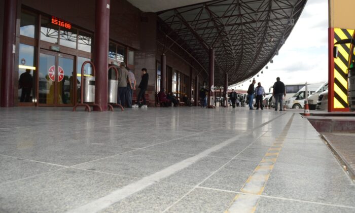 Bilet pahalığı hem otobüsleri ve hem de otogarı boş bıraktı