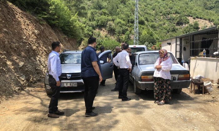 Bilgili kırsaldaki vatandaşlarla buluştu