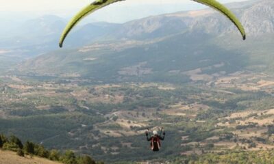 Bin 300 rakımlı Hasan Dağı yamaç paraşütü tutkunlarının mekanı oldu