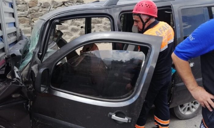 Bingöl’de trafik kazası: 4 yaralı