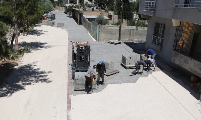 Birecik’te kilitli parke çalışmaları sürüyor