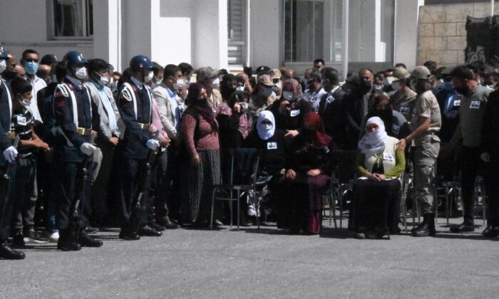 Bitlis şehitleri için uğurlama töreni düzenlendi