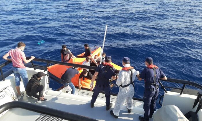 Bodrum’da 51 Göçmen Kurtarıldı