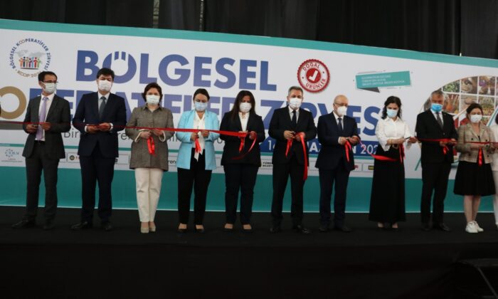 Bölgesel Kooperatifler Zirvesi Adana’da başladı