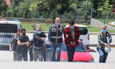 Bolu’da silahlı gasp yapan 3 kişi adliyeye sevk edildi