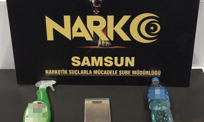 Bonzai hammaddesi ile yakalandı