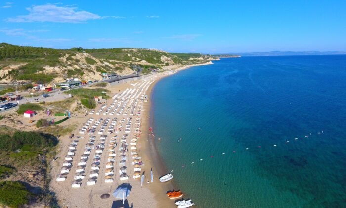 Bozcaadalı işletmecilerden ’denizlerimiz temiz’ mesajı