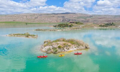 Bozkırın ortasındaki göl her yönüyle dikkat çekiyor