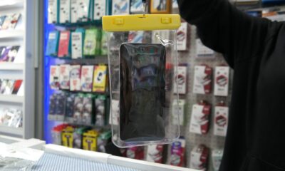 Bu kılıf içindeki cep telefonu ile denize girmek mümkün