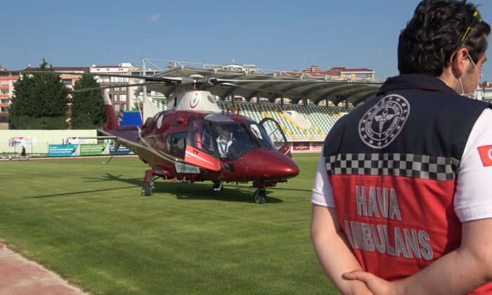 Buhar kazanın borusu patlaması sonucu yaralanan işçi hava ambulansıyla İstanbul’a götürüldü