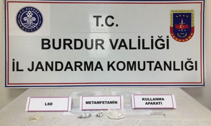 Burdur’da uyuşturucu operasyonu: 3 gözaltı