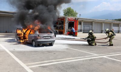 Bursa’da itfaiye ekiplerinden gerçeği aratmaya tatbikat