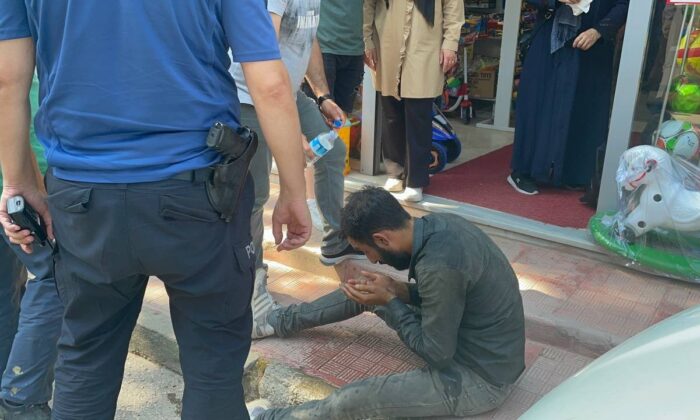 Bursa’da karton toplayıcılarının biber gazlı kavgası hastanelik etti