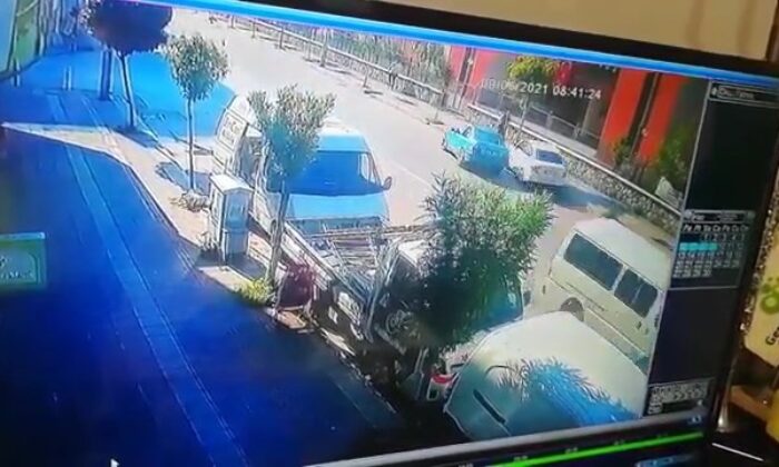 Bursa’da ölümden kıl payı kurtuldu, o ânlar kameraya yansıdı