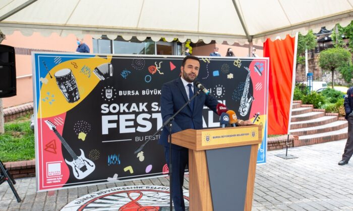 Bursa’da sanat sokağa taştı