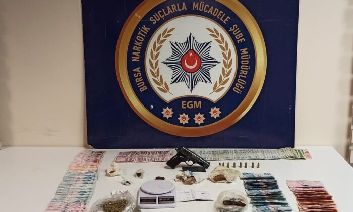 Bursa’da uyuşturucu operasyonundan tutuklanan 7 kişinin ardından 6 kişi daha gözaltına alındı