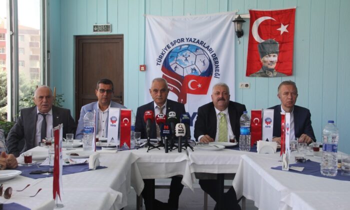 Bursaspor Eski Başkanı Recep Günay, Divan Başkanlığı’na aday oldu