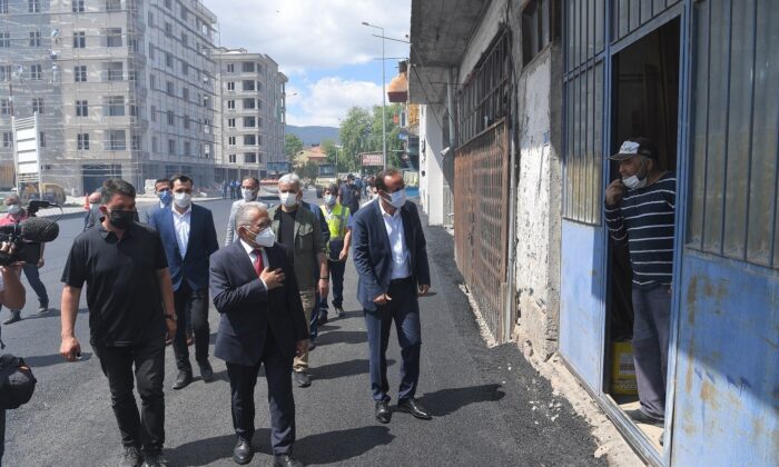 Büyükkılıç’tan İncesu’ya 10 bin tonluk asfalt yatırımı