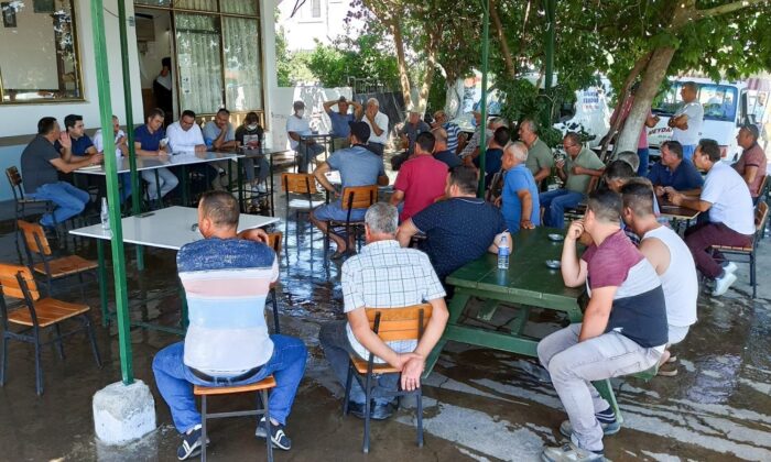 Büyükşehir bürokratları vatandaşları dinlemeye devam ediyor