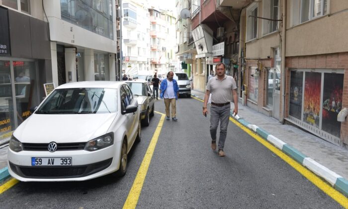 Caddeler birer birer asfaltlanıyor