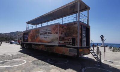 ’Çanakkale Mobil Müze Tırı’ Kuşadası’nda ziyarete açıldı