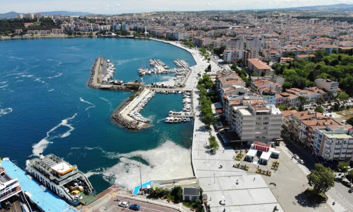 Çanakkale sahilleri 45 gün sonra yeniden açıldı