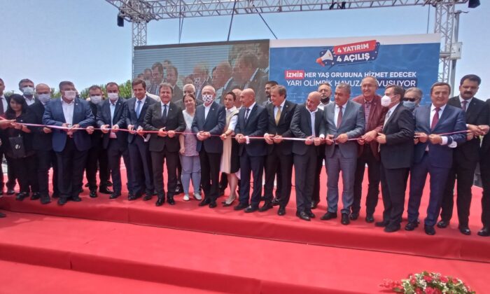 CHP Genel Başkanı Kemal Kılıçdaroğlu İzmir’de havuz açtı