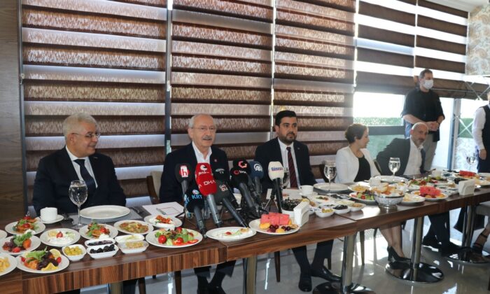 CHP Genel Başkanı Kılıçdaroğlu Kılıçdaroğlu: “HDP Genel Başkanı ‘İttifak yapmayacağız’ dedi”