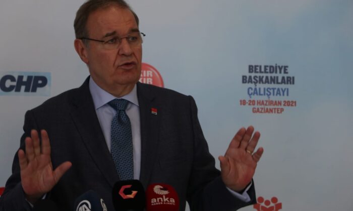 CHP Sözcüsü Öztrak çalıştay için geldiği Gaziantep’te açıklamalarda bulundu