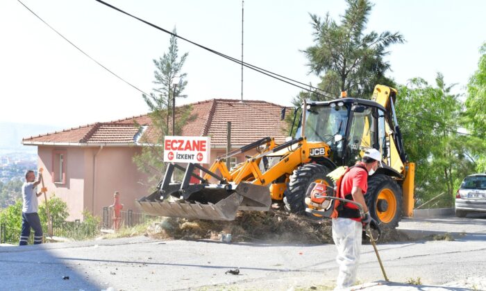 Çiğli’de büyük temizlik: 3 bin ton moloz ve 13 ton ambalaj atığı toplandı