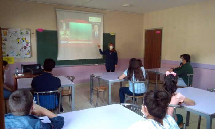 Çocukların gündemi de deniz salyası