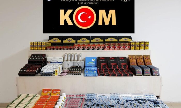 Çorum polisinden cinsel içerikli ürün operasyonu