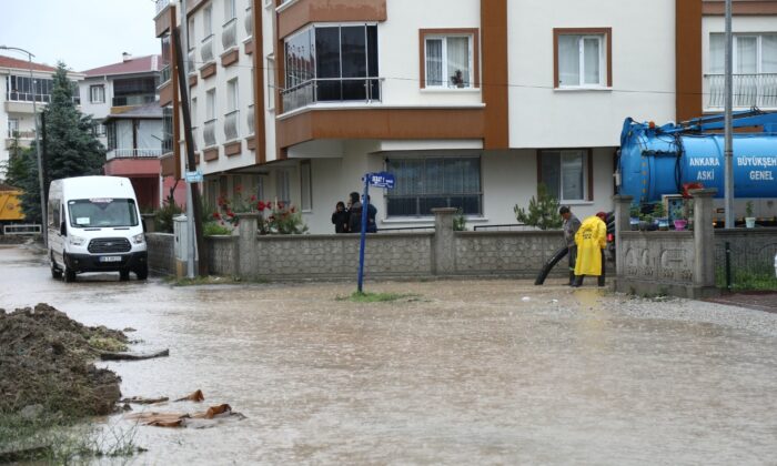 Çubuk’ta yağıştan tarım arazileri zarar gördü