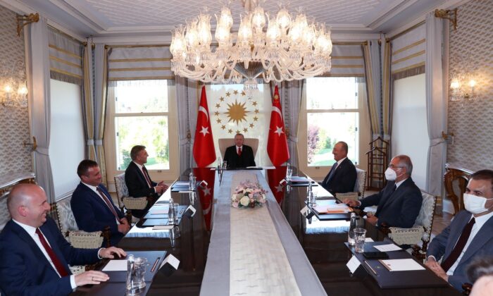 Cumhurbaşkanı Erdoğan, Bulgaristan Hak ve Özgürlükler Hareketi liderini kabul etti