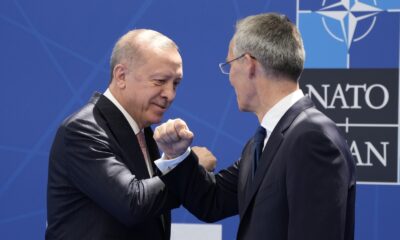 Cumhurbaşkanı Erdoğan, Stoltenberg tarafından resmi olarak karşılandı