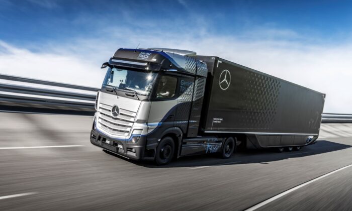 Daimler Trucks, yakıt hücreli Mercedes-Benz GenH2 Kamyon’un kapsamlı testlerine başlıyor