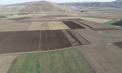 Demirözü’nde tarla içi ulaşım yollarını açma çalışması devam ediyor