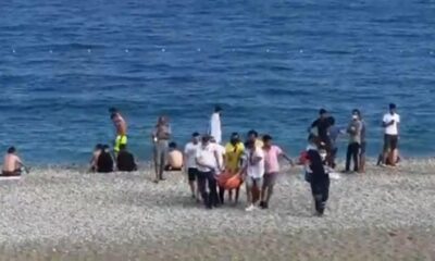 Denize giren yerleşik Rus kadın, boğulma tehlikesi yaşadı