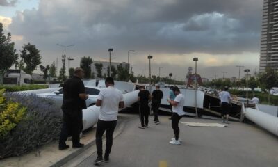 Denizli’de 5 dakikalık kum fırtınası yıktı geçti