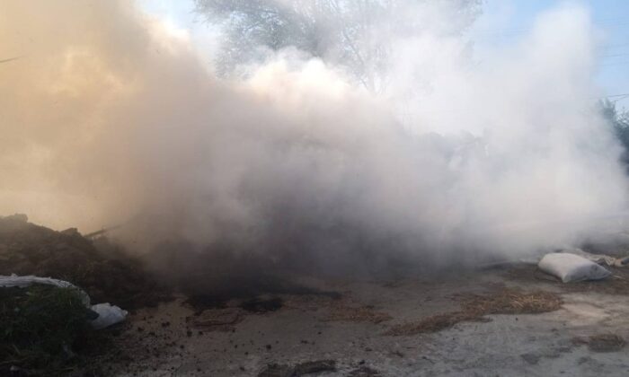 Depoda çıkan yangında 700 saman balyası kül oldu