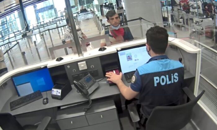 DHKP/C üyesi olduğu gerekçesiyle aranan şahıs, İstanbul Havalimanı’nda yakalandı