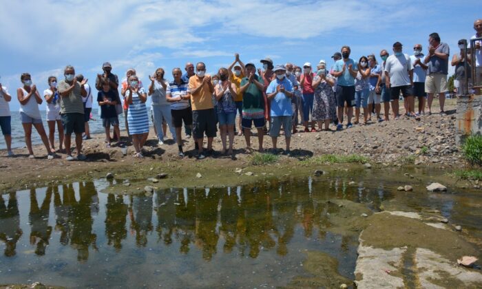 Dikili’de mandıra kirliliği isyanı