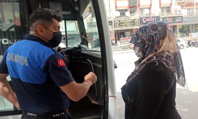 Dilenciyi suç üstü yapan zabıta şahsı toplu ulaşım aracına bindirip ilçeden çıkardı