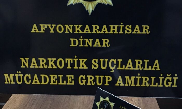 Dinar’da polis düzenlediği operasyonda eroin ele geçirdi